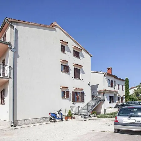 Apartment Cervar, *
